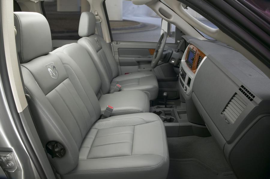  Dodge Ram 2006 года  (фото 15 из 16)
